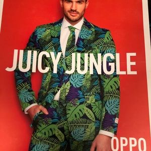 Oppo suits